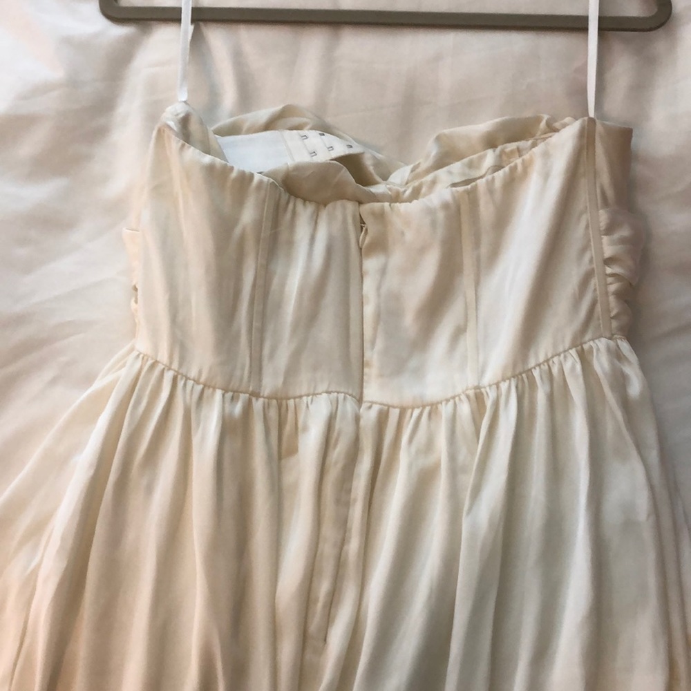 Dress - Picture 3 of 4